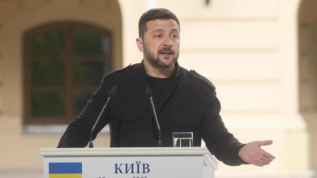 Ukraine's Zelenskiy wants face-to-face talks with Putin