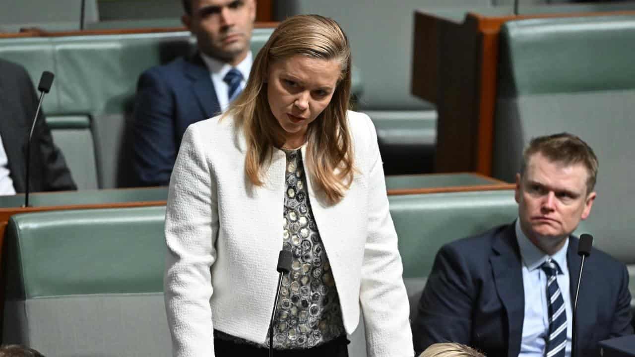 Election contests heat up as seats go down to the wire