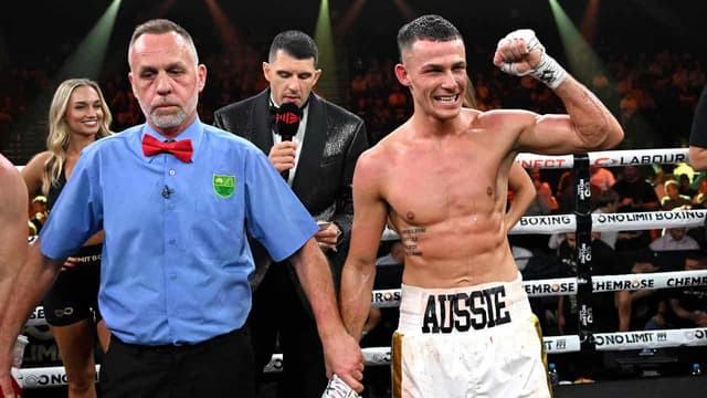 Comeback complete: Garside dominates in return to ring