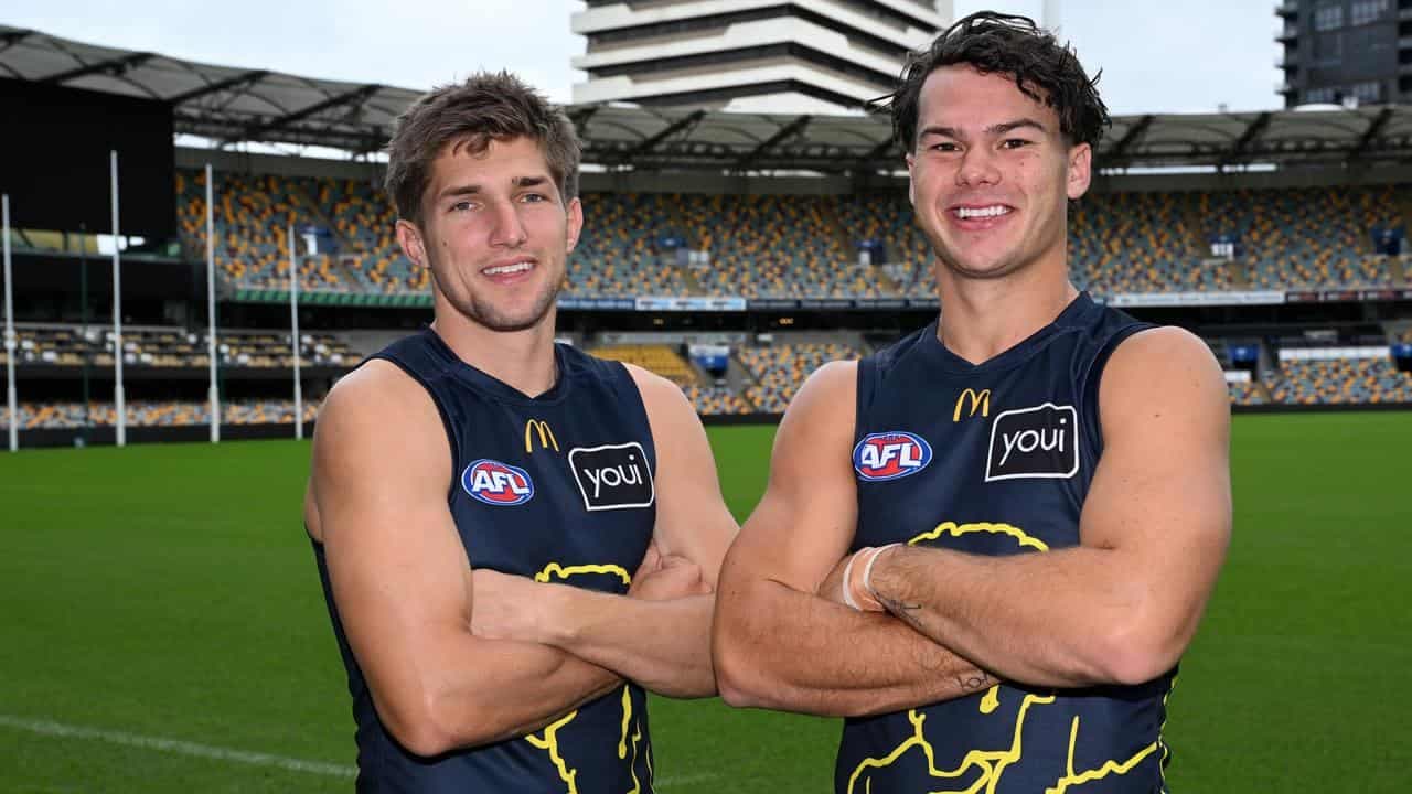 'Wake-up call' AFL ladder leaders needed