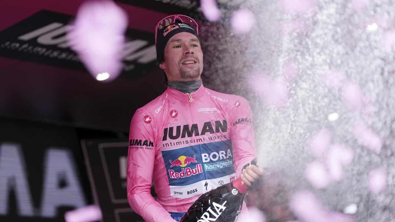 No Hindley - but no worries for Roglic back in the pink