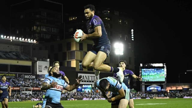 Undermanned Sharks show premiership might to beat Storm