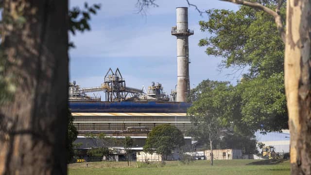 Work in progress: bottlenecks hinder green export hub