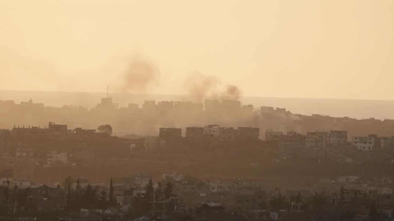 More Gaza strikes as global criticism of Israel grows