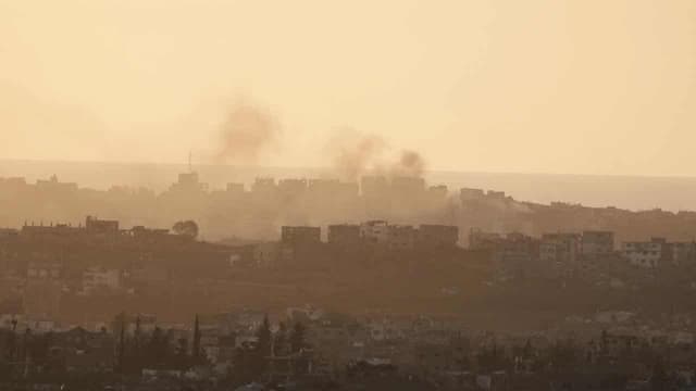 More Gaza strikes as global criticism of Israel grows