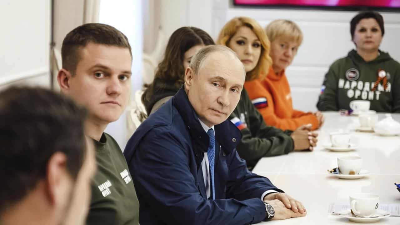 Putin visits Kursk for first time since Ukraine ejected