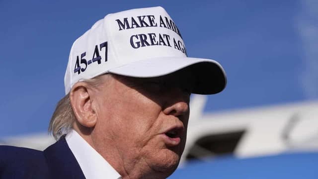 Trump extends deadline to reach EU trade deal