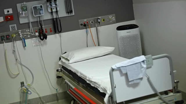 Ailing hospital operator vows wards will stay open