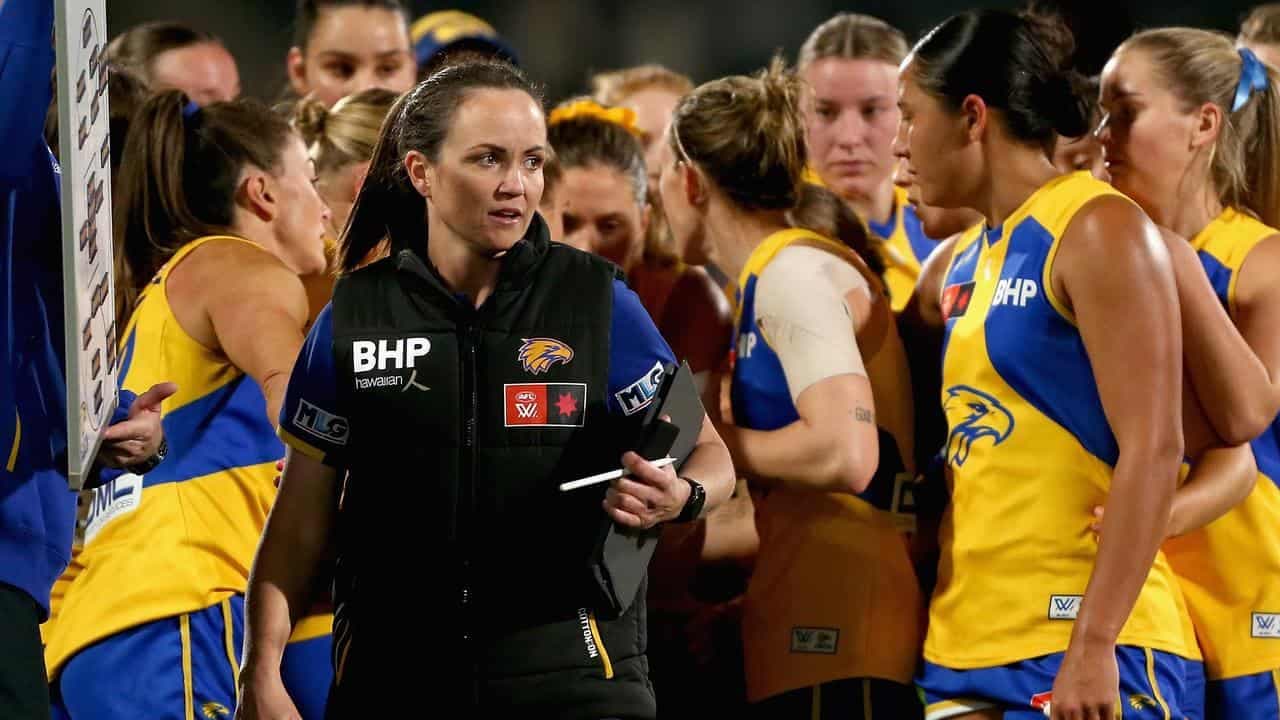 AFLW players' fixture pleas fall on deaf ears