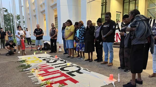 Call for federal police to examine death in custody