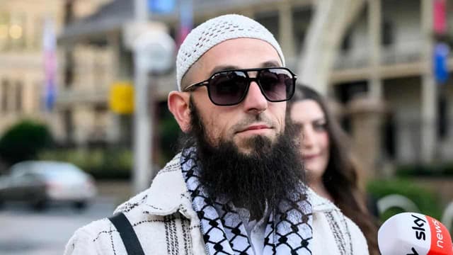 Muslim preacher defends 'dehumanising' sermons on Jews