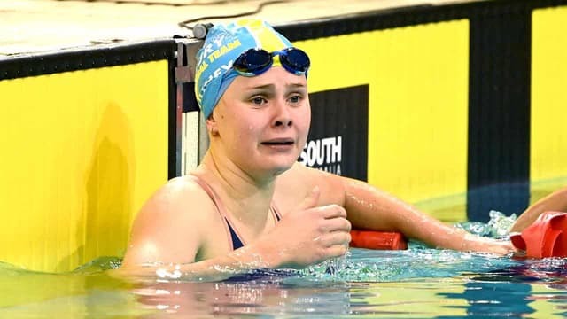 Schoolgirl surfaces as future of Australian swimming