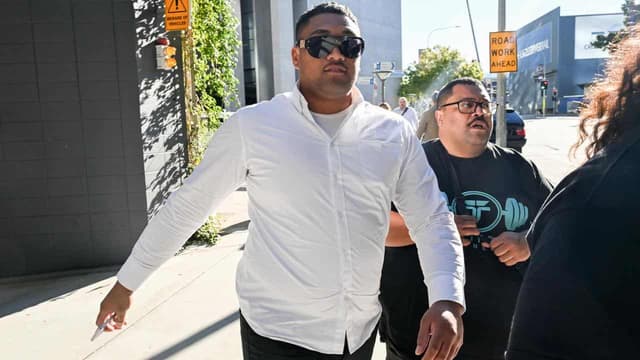 Origin star stops 'creepy' NRL teammate groping woman