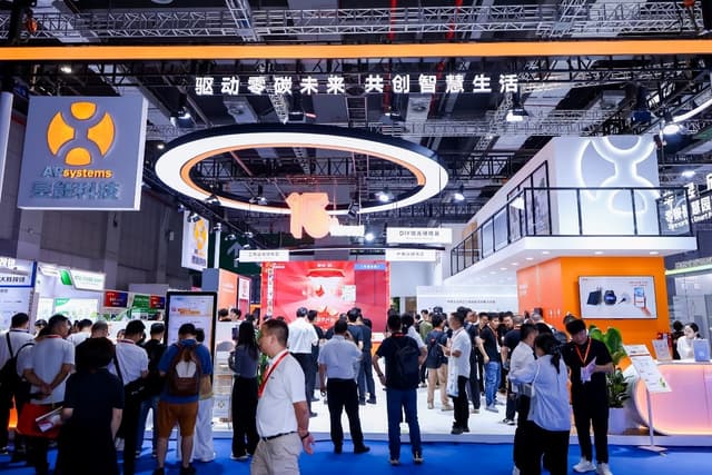 APsystems Unveils Full-Scope AI-Driven Solar & Storage Solutions at SNEC 2025