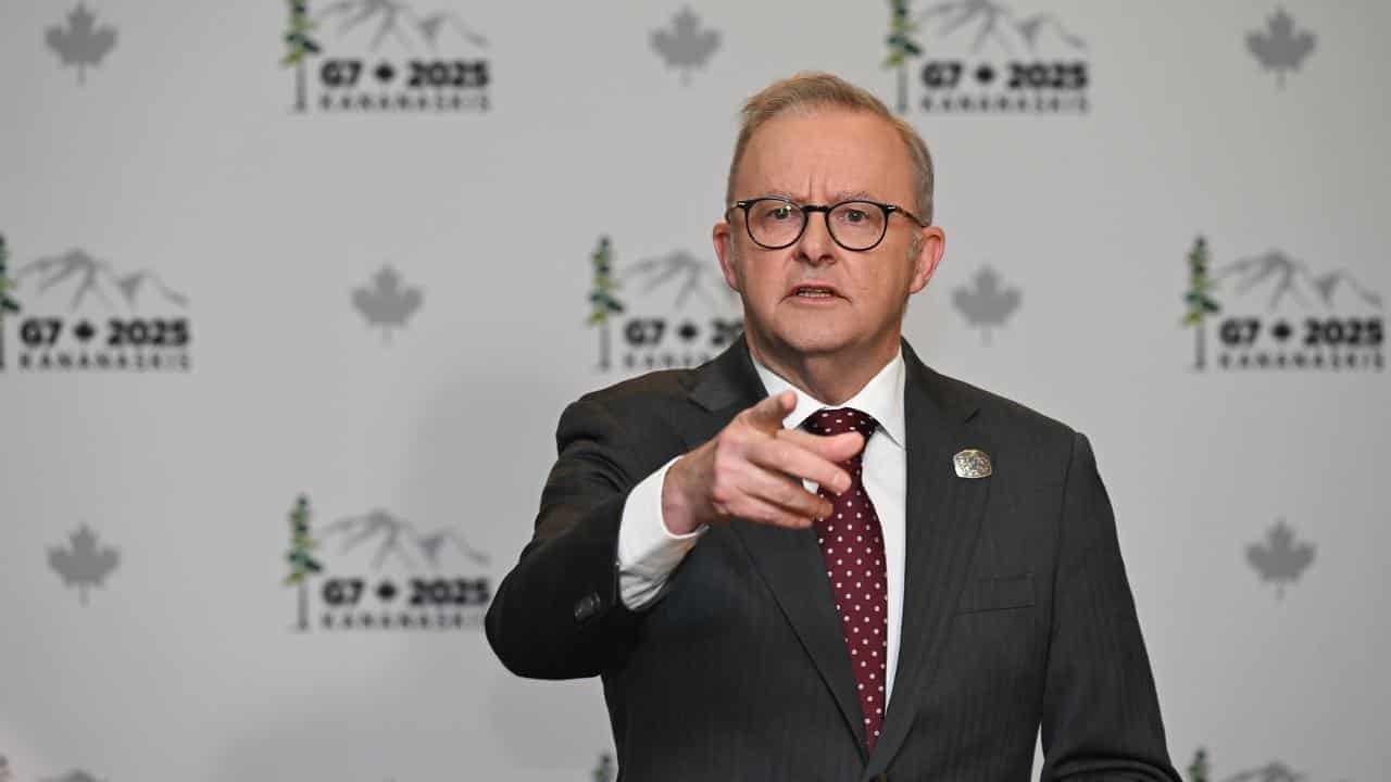 Australia calls for Middle East conflict de-escalation