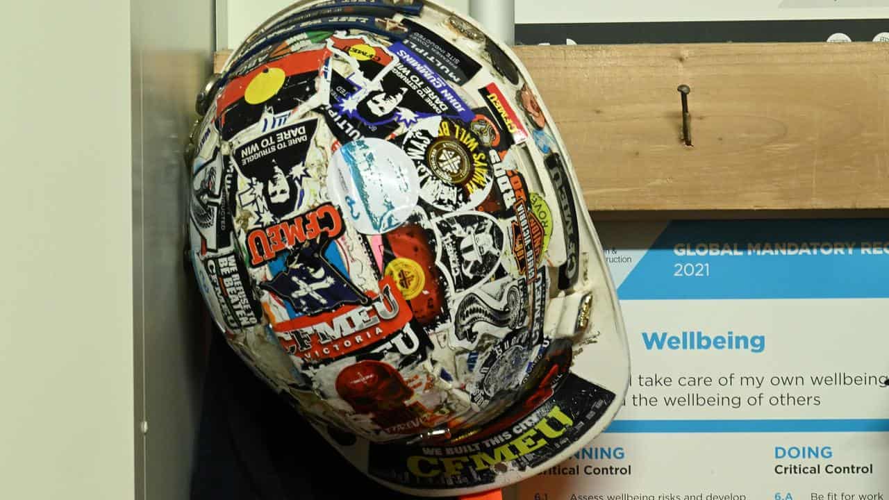 High Court dismisses CFMEU challenge to govt takeover