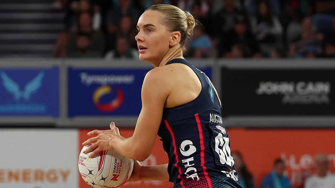 Vixens make it five straight wins in Super Netball