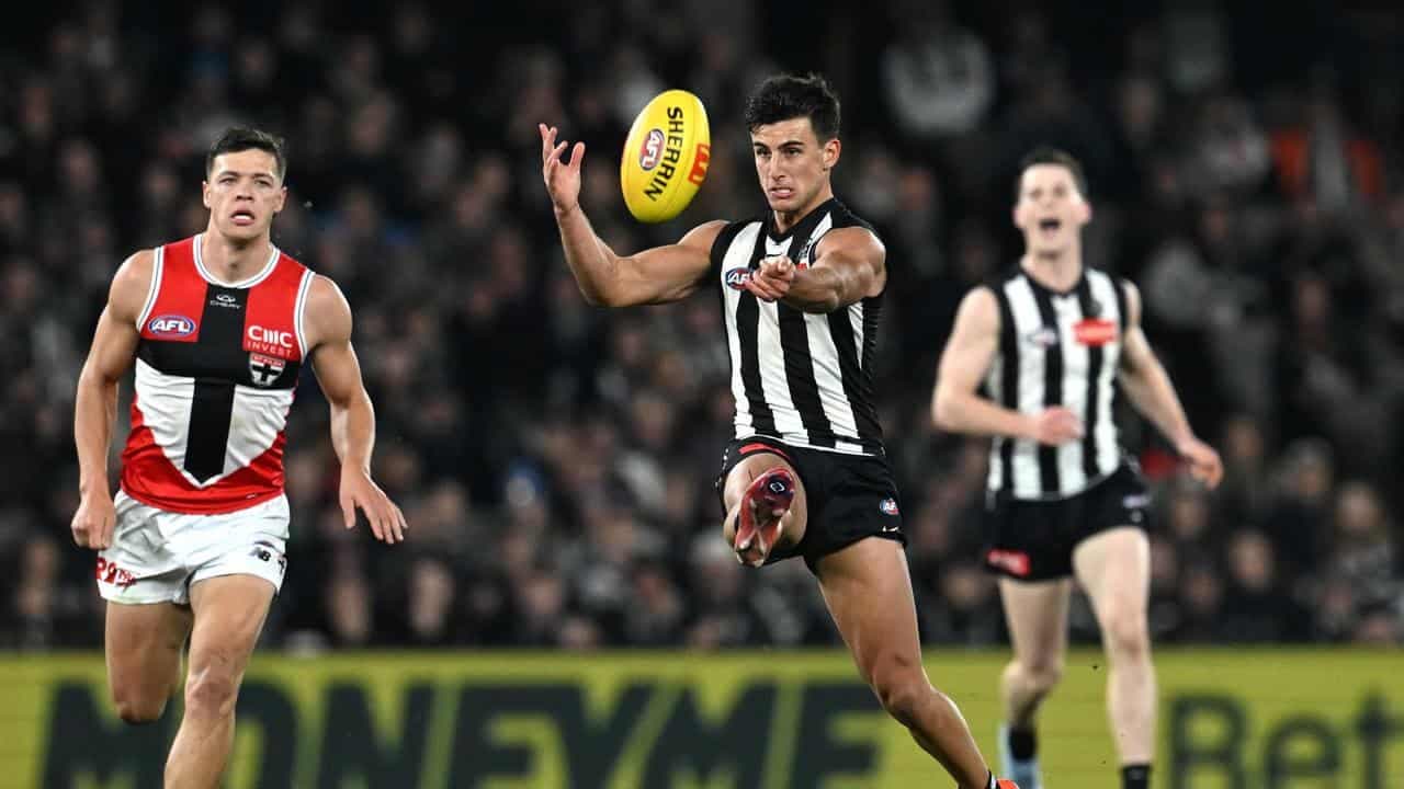 'Two sets of rules?' - Saints query free kicks