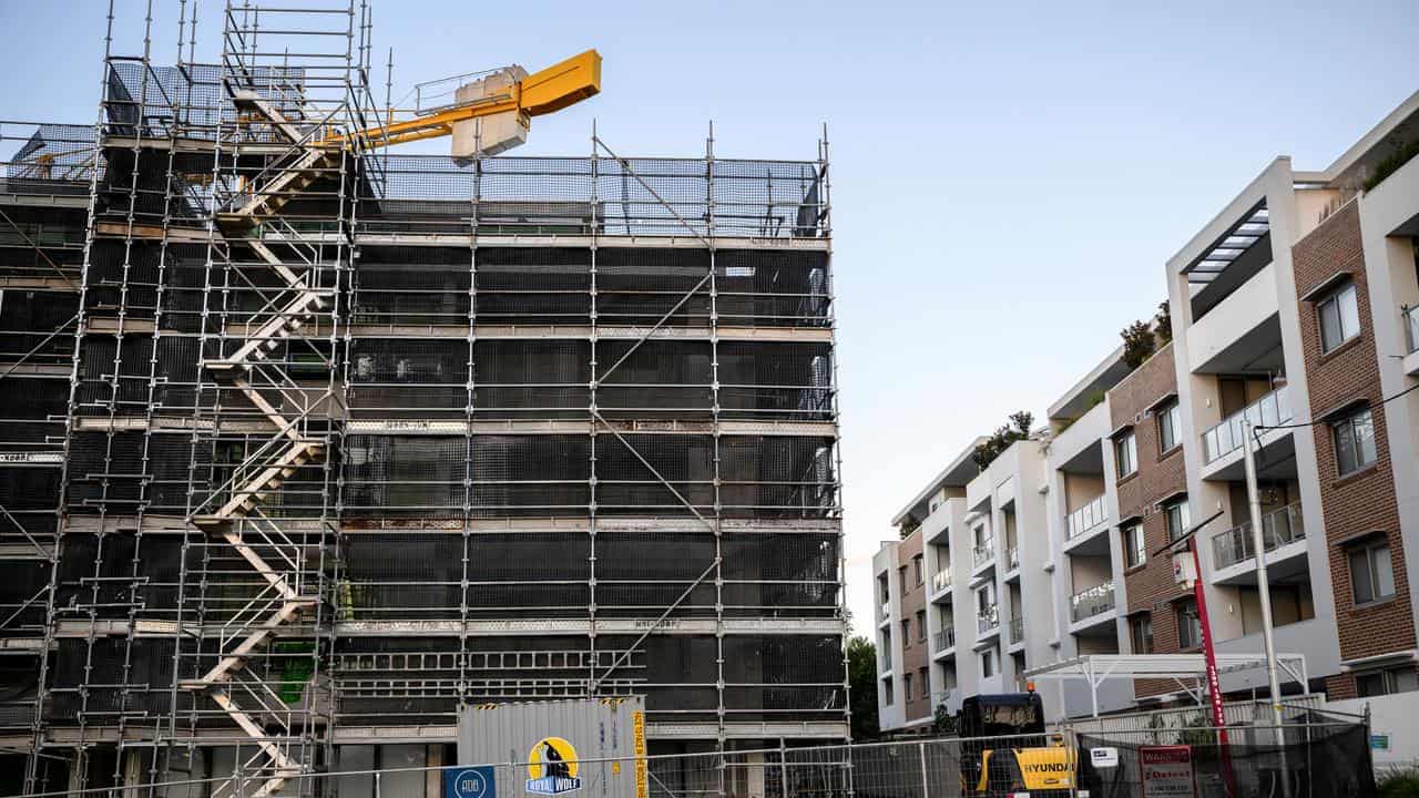 Housing aim improves but still wide of ambitious target