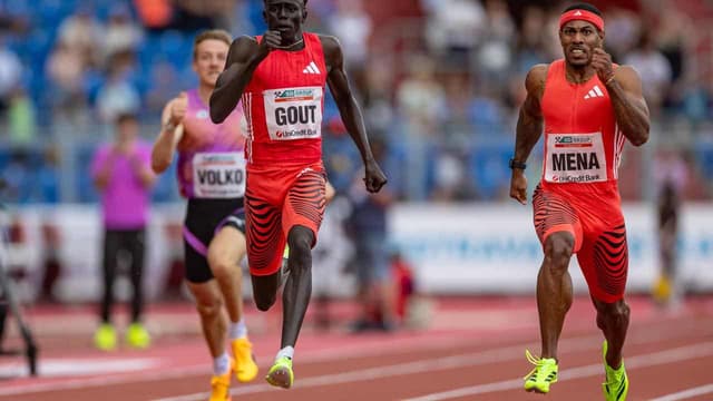 Australian teen Gout beats his own 200m national record