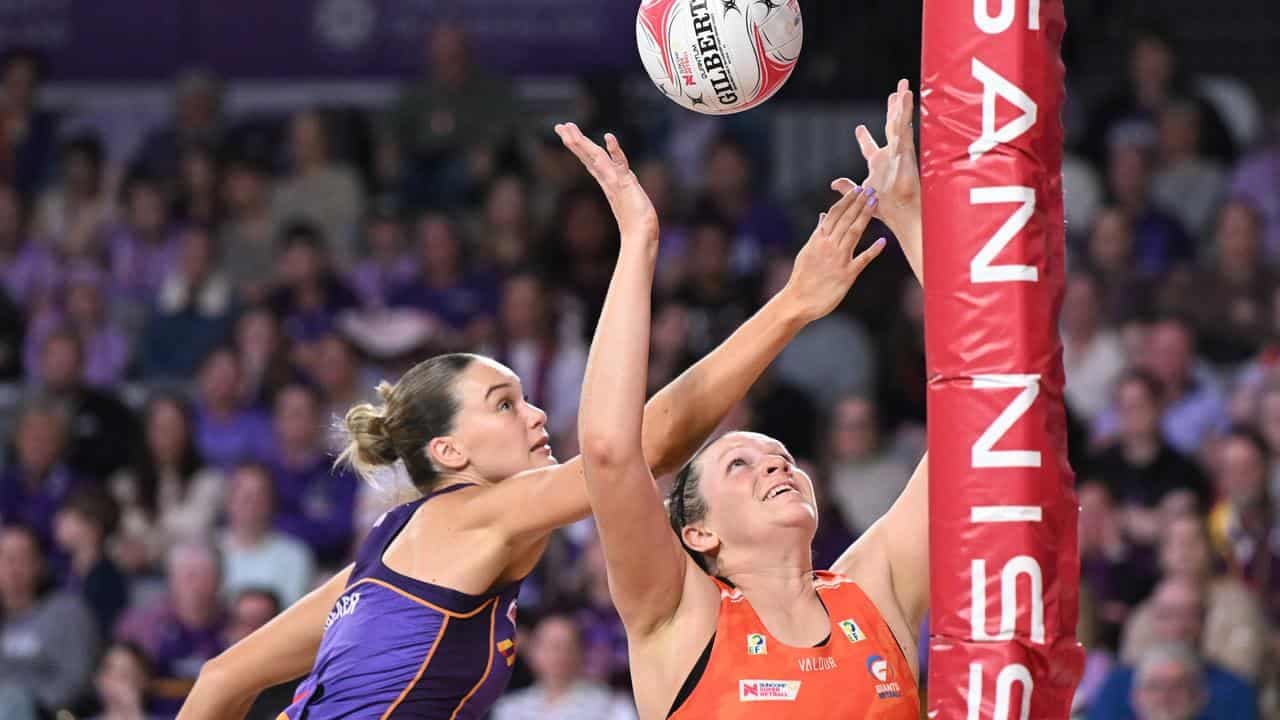 Hot-shot reserve helps Jo's Giants finish off Firebirds