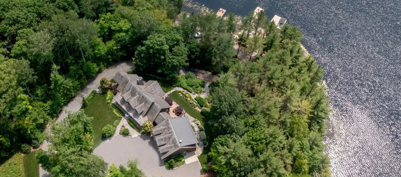 REDEFINING ULTRA-LUXURY: C$24.9M KLAXON LAKE - ONTARIO'S ULTIMATE PRIVATE LAKE ESTATE - REDEFINING LUXURY IN THE HALIBURTON HIGHLANDS