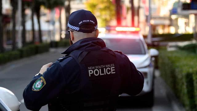 Police heavy on checking bailed Aboriginal youth: group