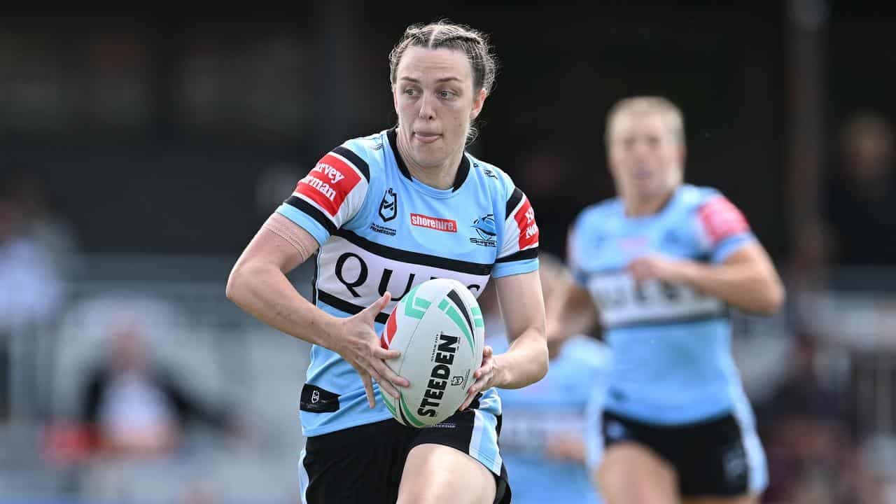 Roofer to NRLW: Cronulla young gun does it all