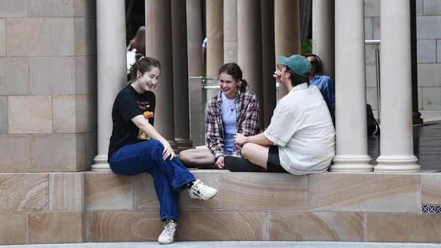 Uni debt relief set to benefit richer students more