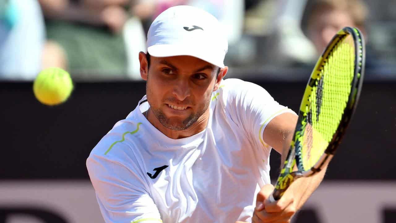 Vukic hopes the touch of grass will be Sinner's undoing