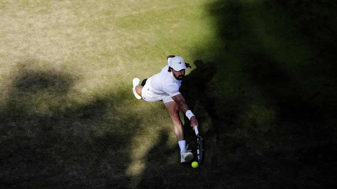 Trusty Rusty backing Thommo's brave Wimbledon push