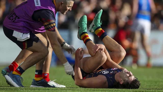 Adelaide fear for young gun after win over Melbourne
