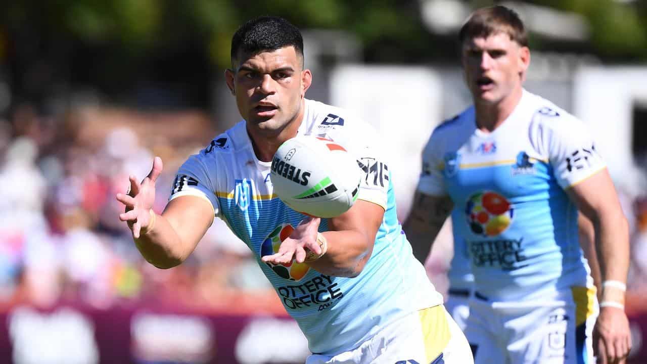 Titans usher in ownership, team changes before Broncos