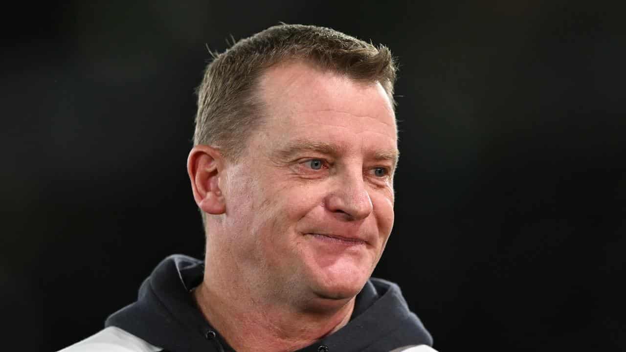 Voss calls for ball-ups after AFL umpire collisions