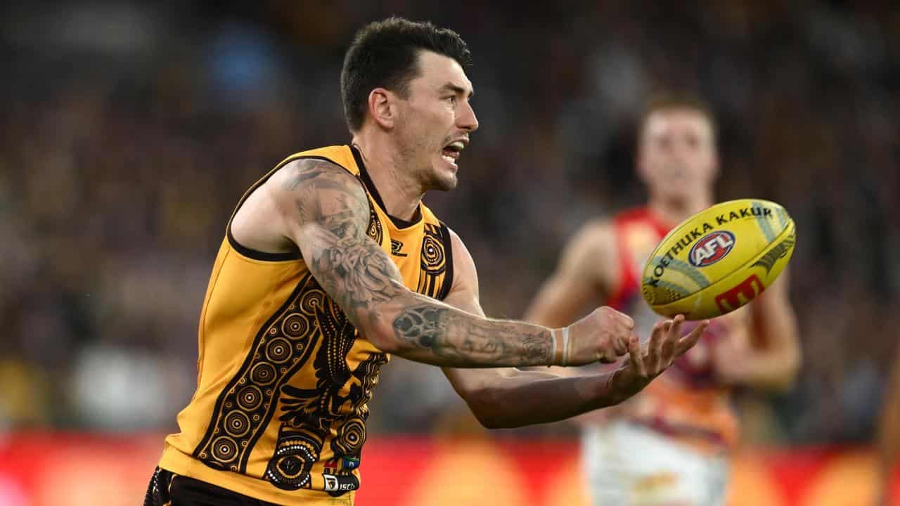 Hawks switched on for crucial Power test