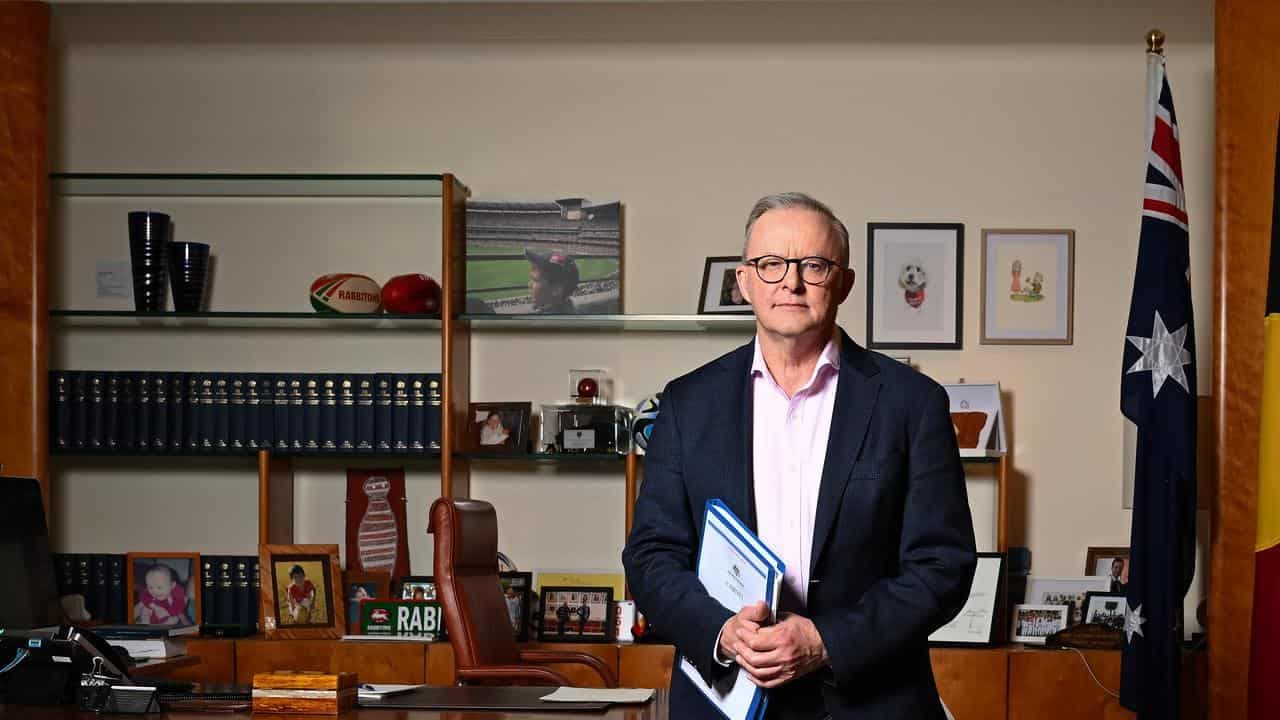 Labor's support towers over coalition in Newspoll