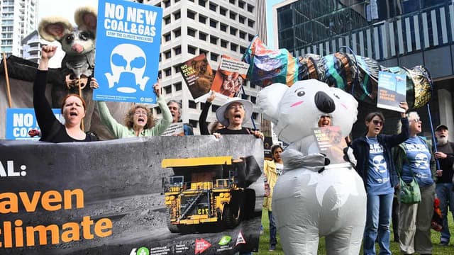 'Climate catastrophe': court battle over coal mine plan