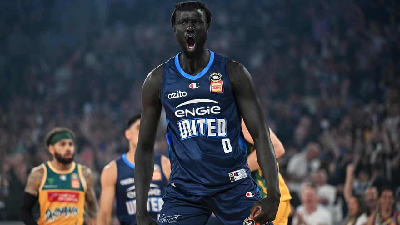 Wildcats sign superstar big man, Fall leaves Breakers