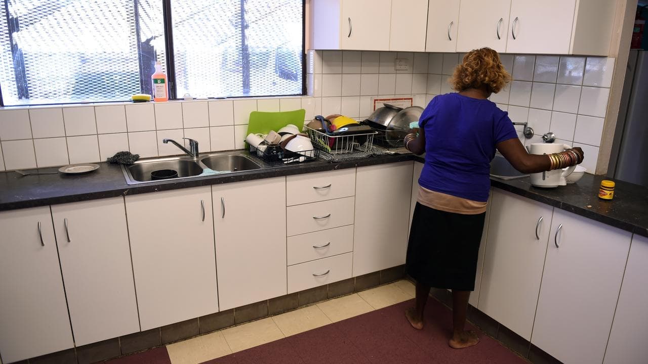 Aboriginal women's service tackling financial abuse