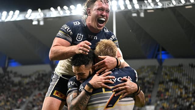 Dazzling Dearden helps ease pressure on Cowboy coach