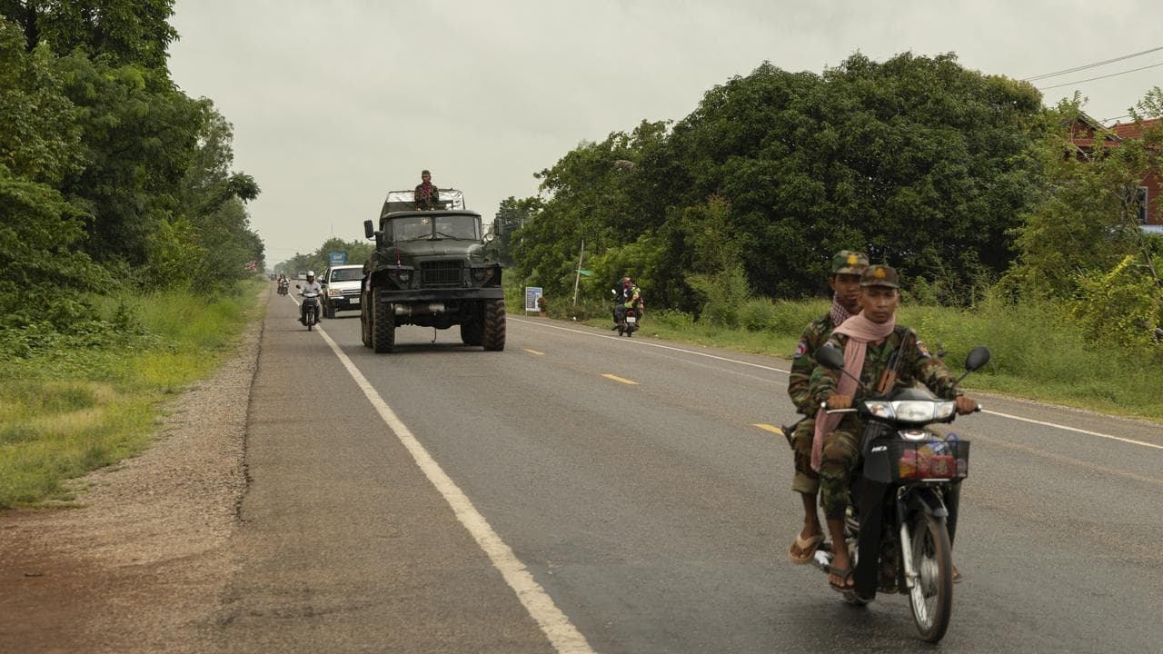 Thai-Cambodian fighting extends despite ceasefire calls