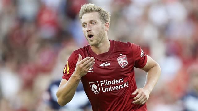 Adelaide stalwart makes surprise overseas switch