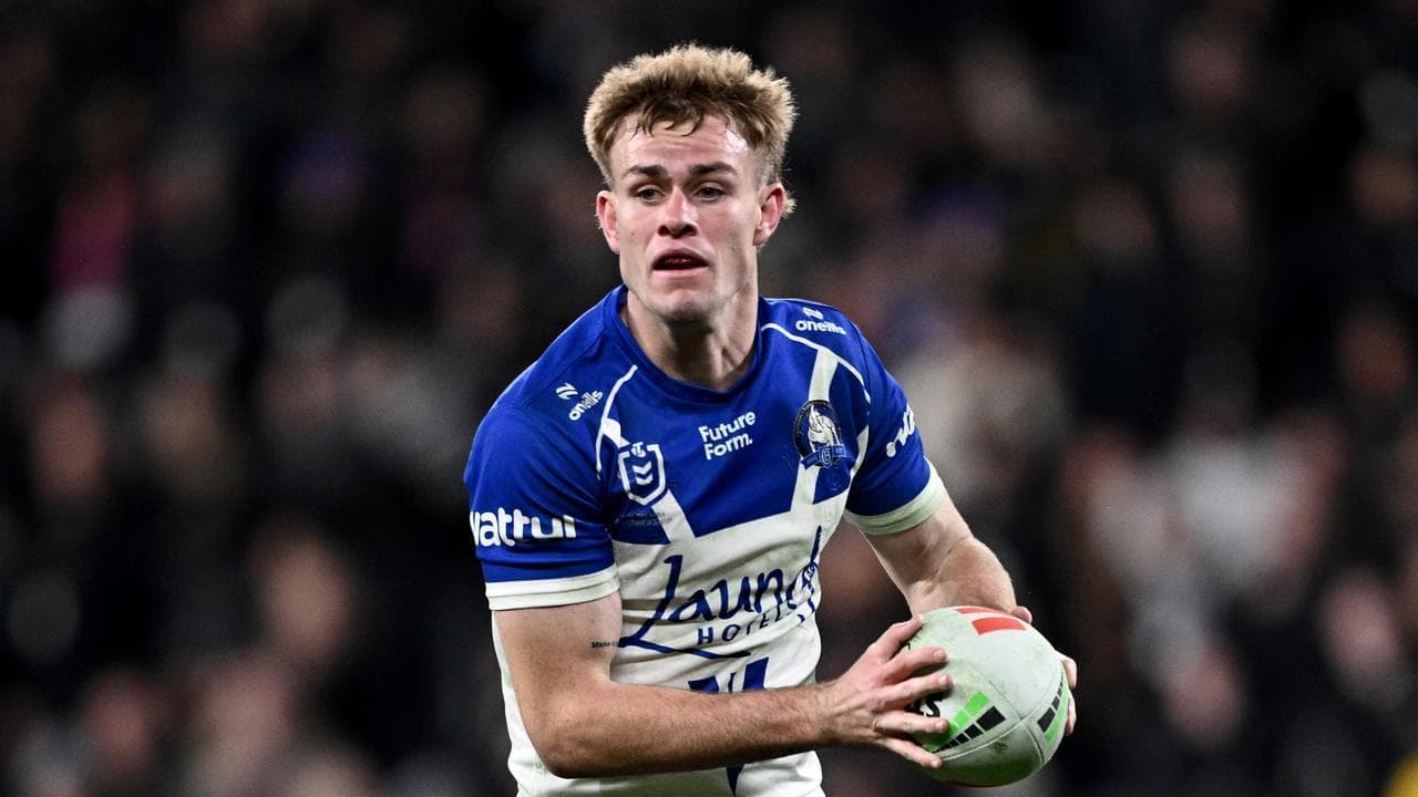 Galvin cool in spotlight as circus reaches final act