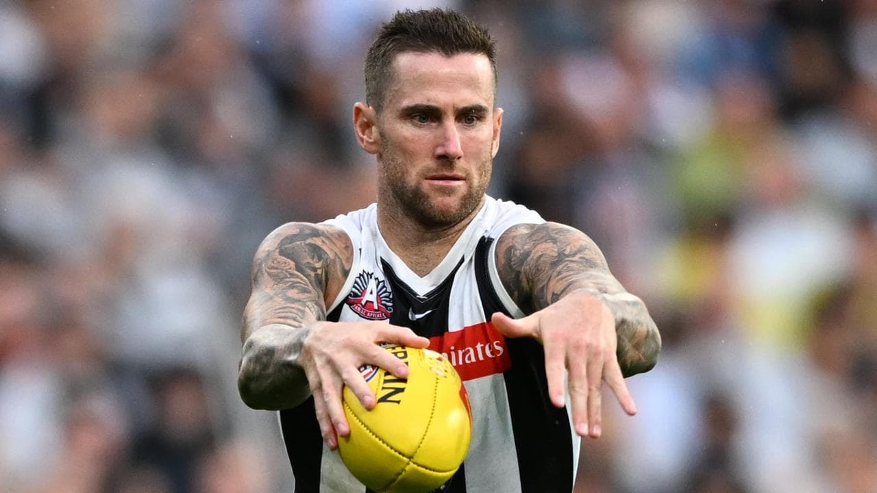 Magpies flag changes for massive Hawks clash
