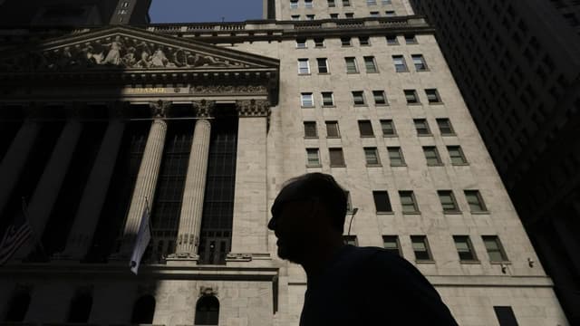 Wall St ends lower as investors consider tariffs impact
