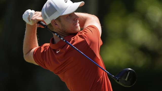 Davis in danger as Day makes 18th straight PGA playoffs