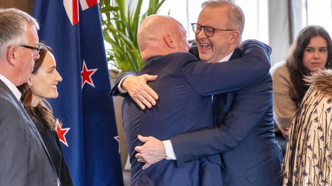 Albanese warmly embraced as he arrives in New Zealand
