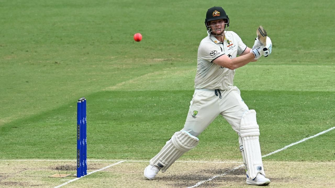 Smith wins, but fails to lick Tongue in Ashes preview