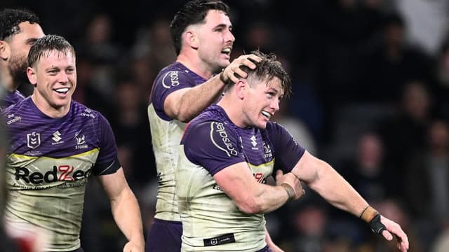 Grant strikes gold as Melbourne storms to classic win