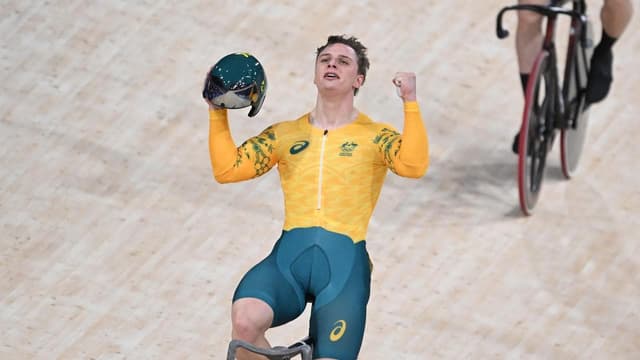 Aussie defector becomes fastest cyclist of all-time
